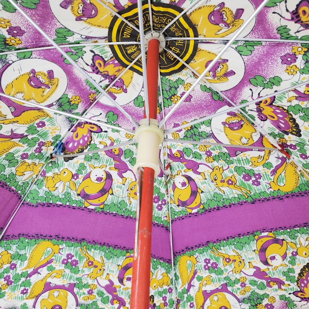 Vintage Childs Umbrella Parasol Mid-Century Kitschy Fabric 28" Diam. Photo Prop - Picture 5 of 8